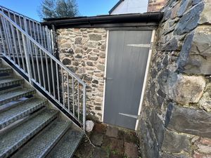 Photo 18- click for photo gallery